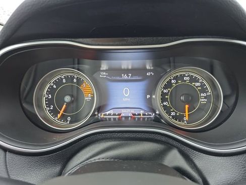 Used 2021 Jeep Cherokee Trailhawk w/ Sun, Sound & Nav Group image 19