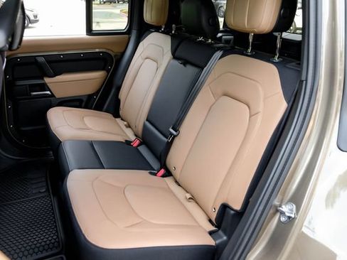 New 2026 Land Rover Defender 110 X AWD/4WD image 48
