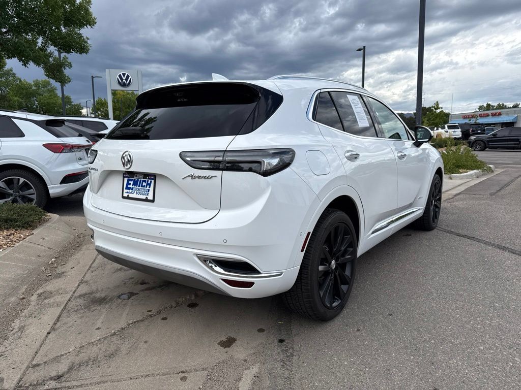 Used 2021 Buick Envision Avenir w/ Technology Package II AWD/4WD image 5