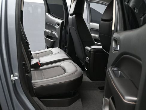 Used 2022 GMC Canyon AT4 image 13