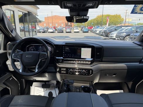 Used 2026 Chevrolet Silverado 1500 ZR2 AWD/4WD image 18