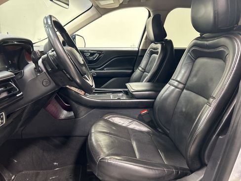 Used 2020 Lincoln Aviator Reserve w/ Elements Package Plus image 10