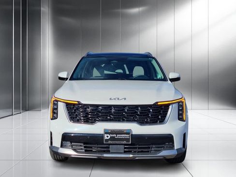 Used 2025 Kia Sorento EX w/ EX Panoramic Sunroof Package image 21