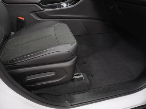 New 2026 Jeep Grand Cherokee Altitude AWD/4WD image 36