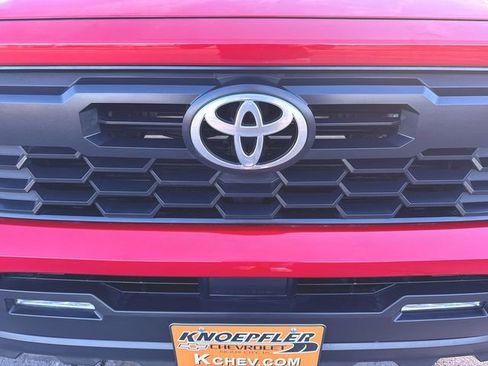 Used 2025 Toyota Tacoma TRD Off-Road image 30