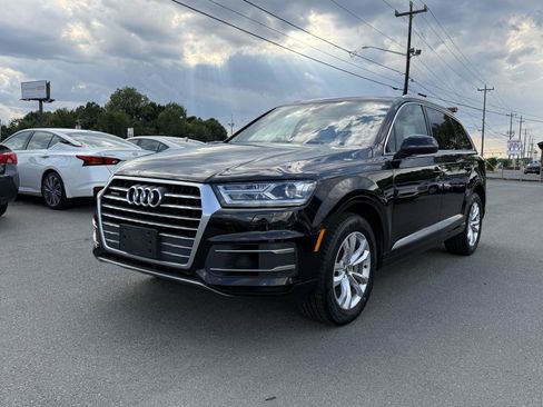 Used 2019 Audi Q7 3.0T Premium w/ Convenience Package AWD/4WD image 3