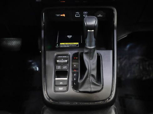 Used 2024 Honda CR-V EX-L image 18