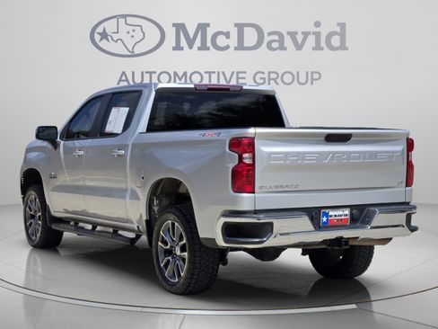 Used 2022 Chevrolet Silverado 1500 LT AWD/4WD image 4