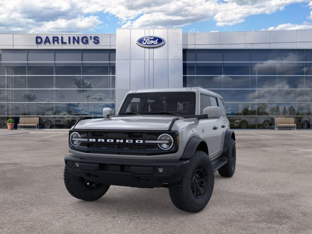 New 2026 Ford Bronco Outer Banks w/ Sasquatch Package AWD/4WD image 2