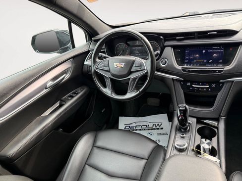 Used 2022 Cadillac XT5 Luxury AWD/4WD image 11