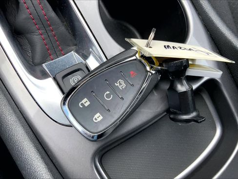 Used 2025 Chevrolet Malibu RS FWD image 15