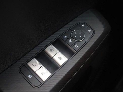 Used 2025 Mitsubishi Outlander AWD image 20