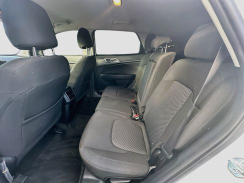 Used 2023 Kia Sportage LX AWD/4WD image 27
