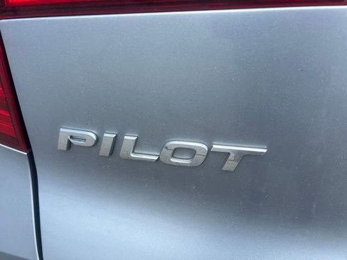 Used 2018 Honda Pilot EX-L image 4