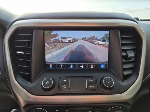 Used 2021 GMC Acadia Denali w/ Denali Technology Package FWD image 29