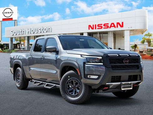 New 2026 Nissan Frontier PRO-4X w/ Pro-4x Convenience Package image 1