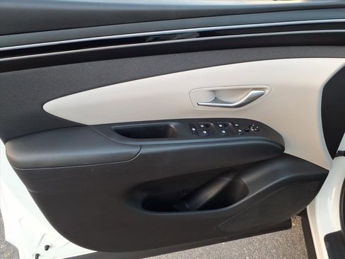 Used 2024 Hyundai Tucson SEL w/ Convenience Package image 17