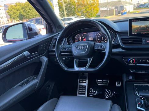 Used 2018 Audi SQ5 Prestige w/ Prestige Package AWD/4WD image 24