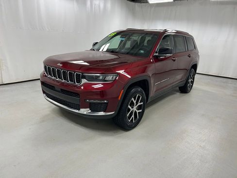 Used 2023 Jeep Grand Cherokee L Limited w/ Trailer Tow Group (B) AWD/4WD image 2