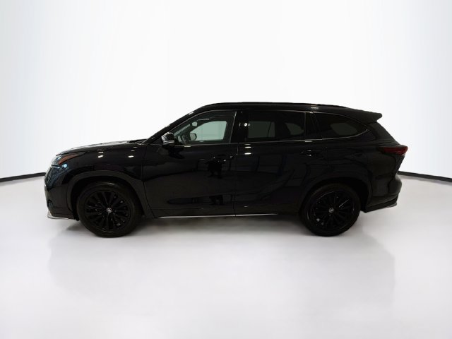 Certified 2026 Toyota Highlander XSE AWD/4WD image 4