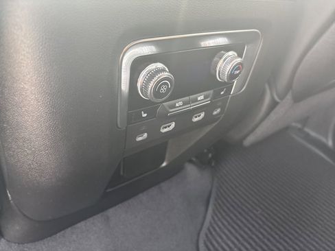 Used 2024 GMC Yukon XL Denali Ultimate image 27