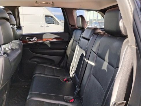 Used 2011 Jeep Grand Cherokee Limited w/ Luxury Group II image 11