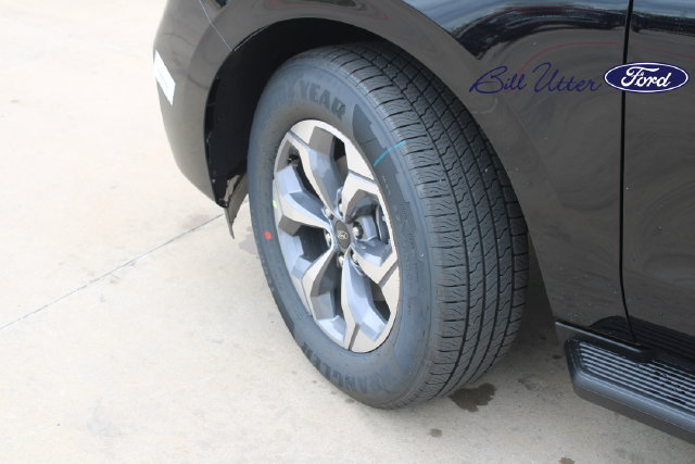 New 2027 Ford Expedition Active RWD image 5