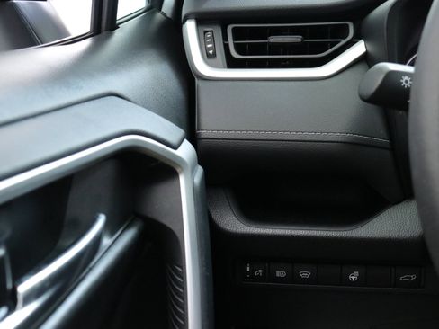 Used 2023 Toyota RAV4 XLE image 15