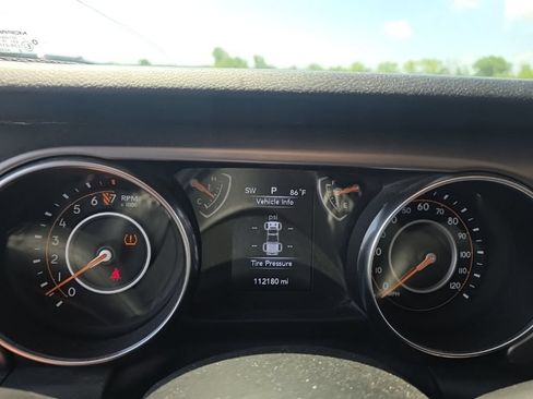 Used 2020 Jeep Gladiator Sport w/ Quick Order Package 24S AWD/4WD image 43