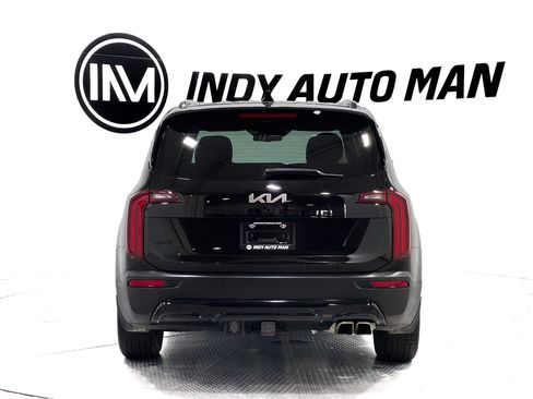 Used 2022 Kia Telluride EX w/ EX Premium Package AWD/4WD image 5