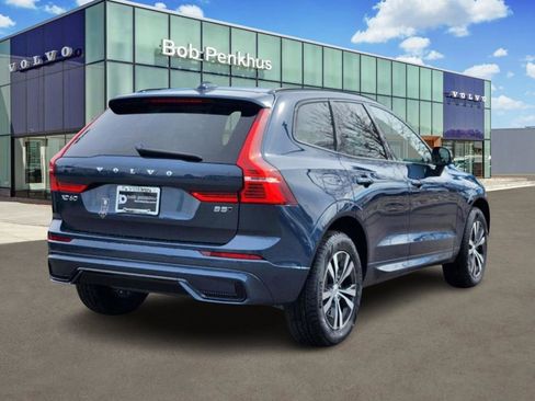 New 2025 Volvo XC60 B5 Core w/ Climate Package image 25