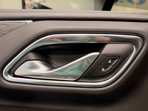 Used 2024 Chevrolet Tahoe Z71 image 17