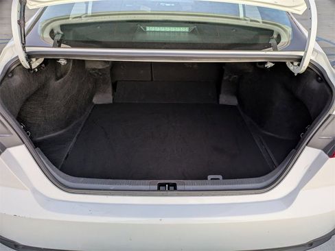Used 2025 Toyota Camry SE image 26