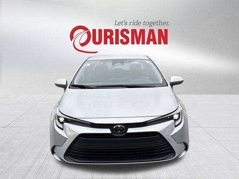 Used 2026 Toyota Corolla LE image 6