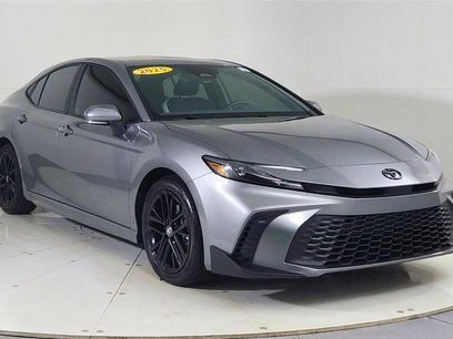 Used 2025 Toyota Camry SE