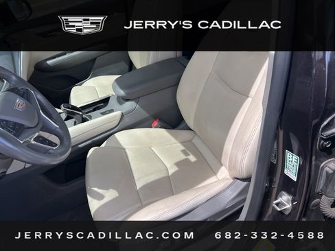Used 2019 Cadillac XT5 Luxury FWD image 10