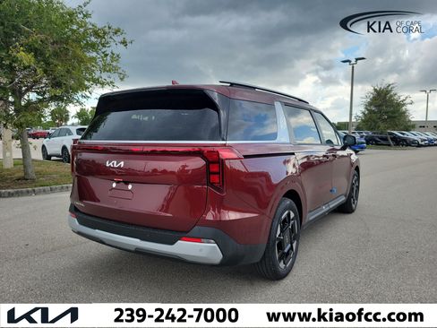 New 2026 Kia Carnival EX FWD image 6