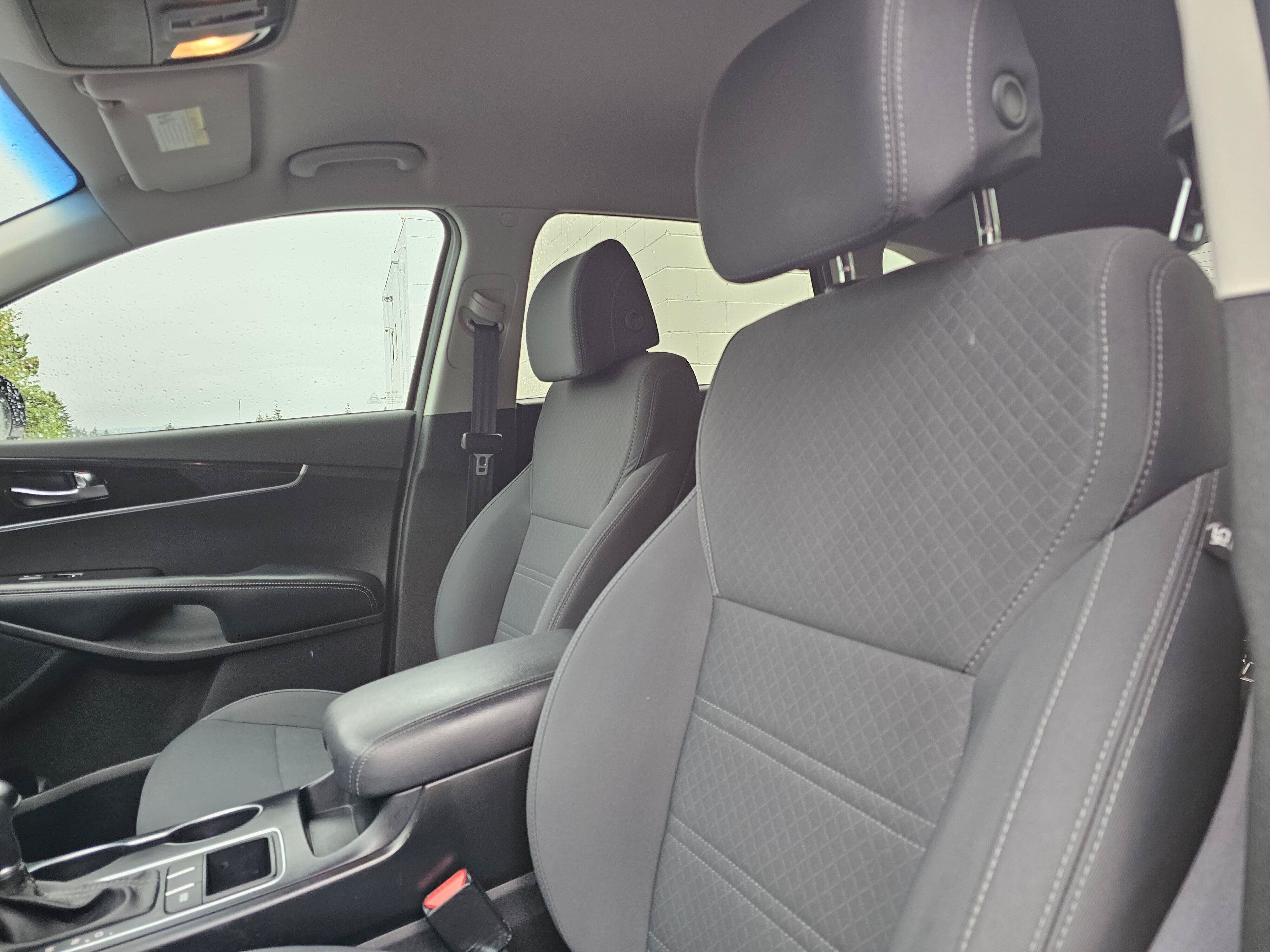Used 2017 Kia Sorento FWD image 24