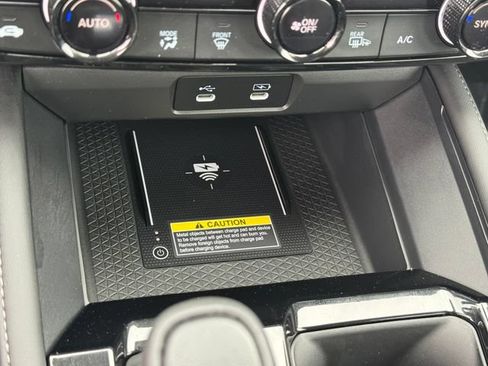 Certified 2025 Honda Accord Touring image 28