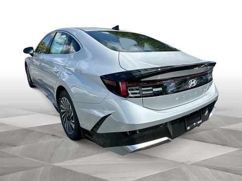 New 2025 Hyundai Sonata SEL FWD image 6