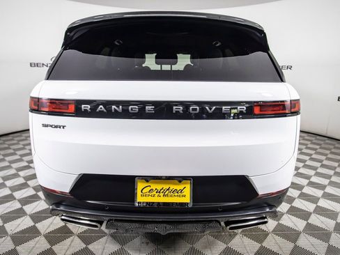 Used 2025 Land Rover Range Rover Sport SE AWD/4WD image 7