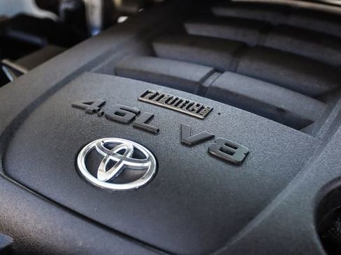 Used 2018 Toyota Tundra SR5 AWD/4WD image 70