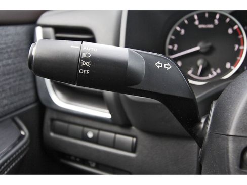 Certified 2023 Nissan Rogue SV FWD image 20