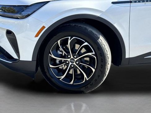 New 2026 Lincoln Nautilus Premier w/ Equipment Group 102A AWD/4WD image 51