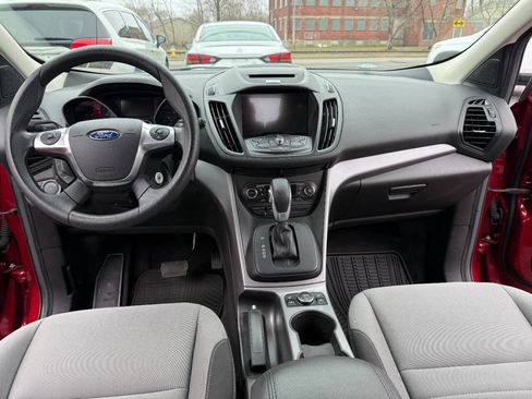 Used 2016 Ford Escape SE w/ Equipment Group 201A image 12