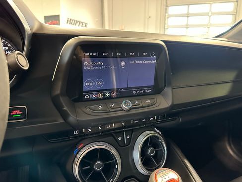 Used 2021 Chevrolet Camaro SS image 26