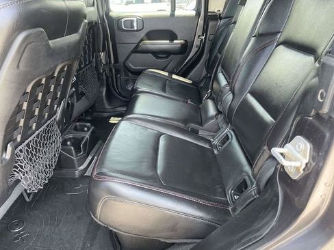 Used 2020 Jeep Gladiator Rubicon AWD/4WD image 13