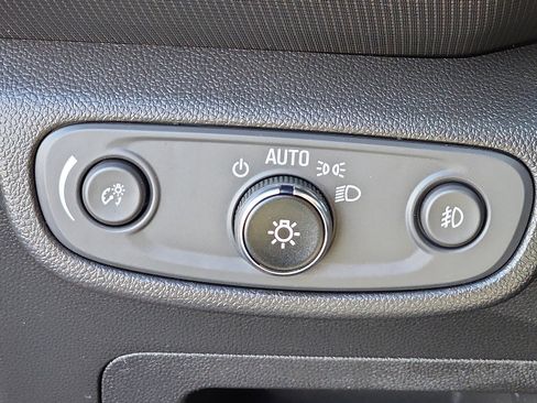 Used 2023 Chevrolet TrailBlazer RS w/ Convenience Package image 25