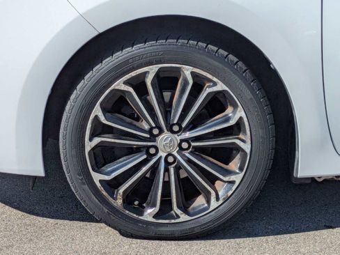 Used 2015 Toyota Corolla S image 13