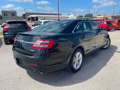 Used 2013 Ford Taurus SEL FWD image 5
